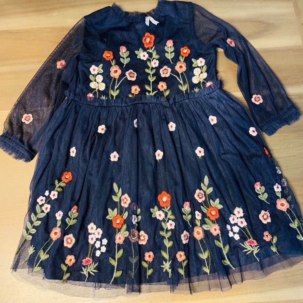 Girls dress